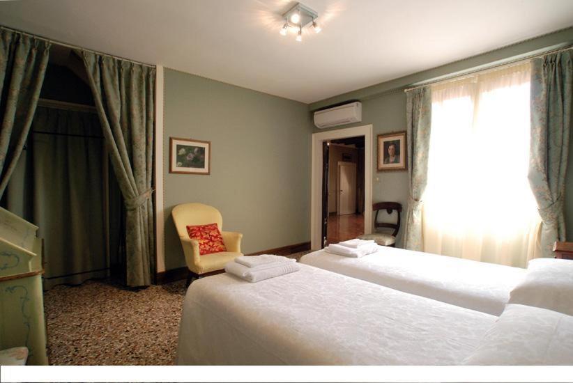 Appartement Cà Satriano à Venise Chambre photo